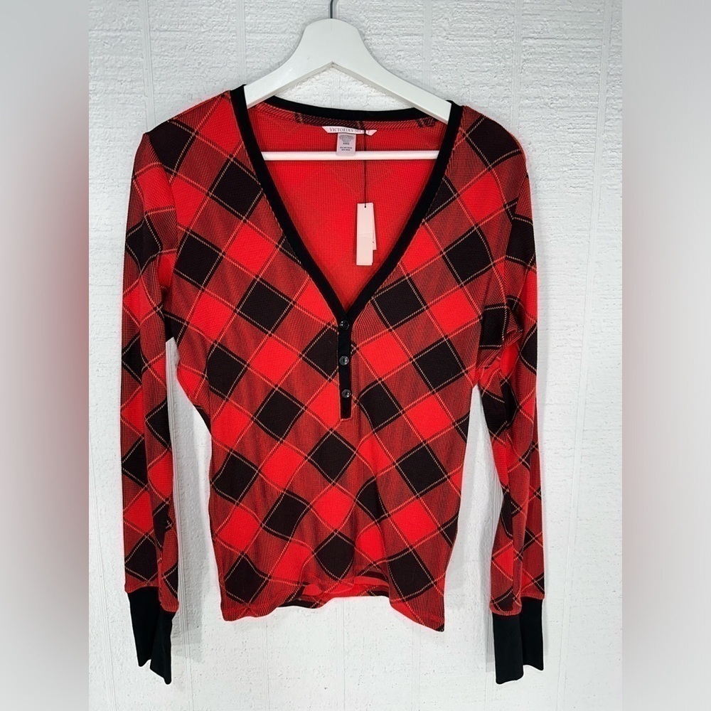 NWT Victoria’s Secret red plaid long pajama top size XS